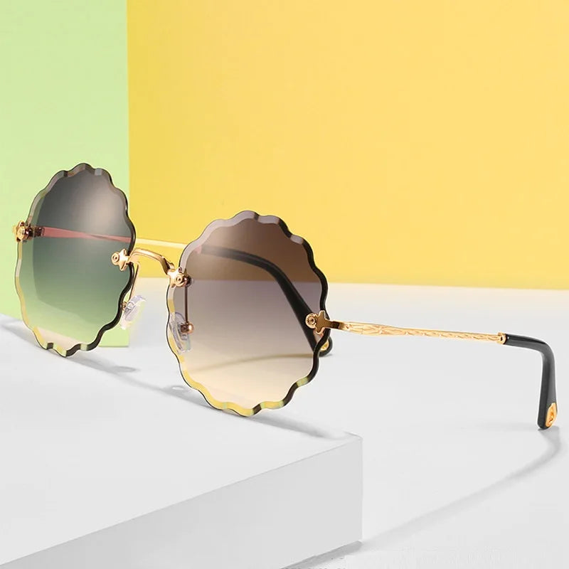 Trendy Oversized Round Sunglasses for Women – Elegant Floral Rimless Design, Perfect for Driving, with UV400 Protection