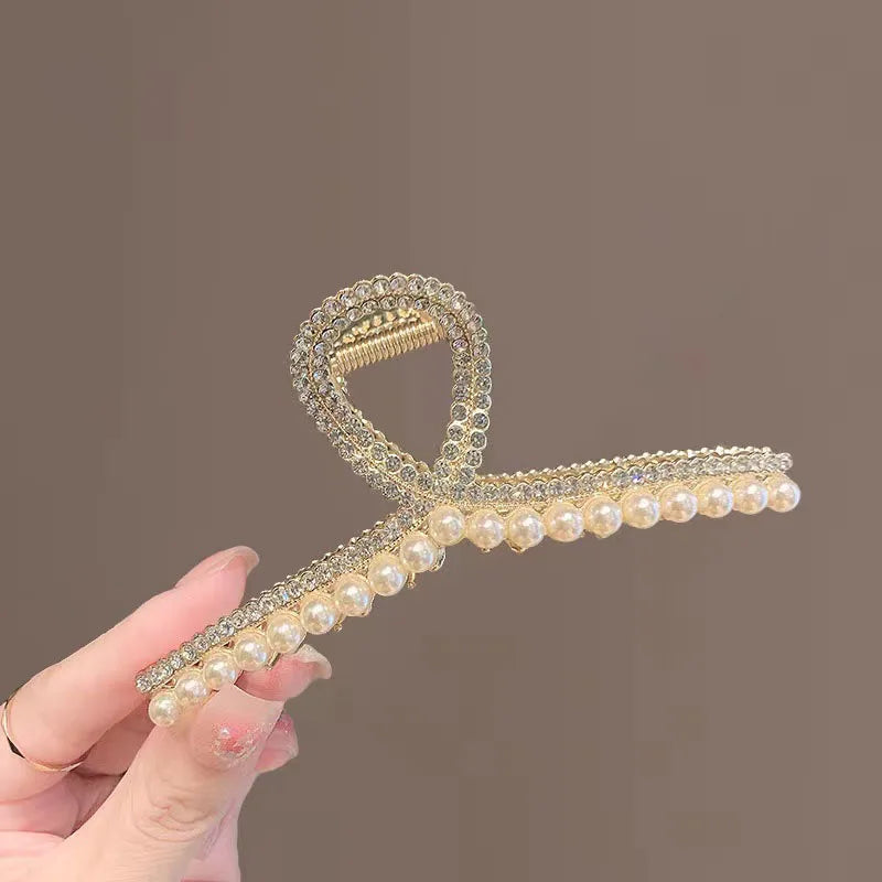 Luxury Pearl & Diamond Metal Hair Claw – Non-Slip Large Clip for Women | Elegant Shark Design | Premium Hair Accessory