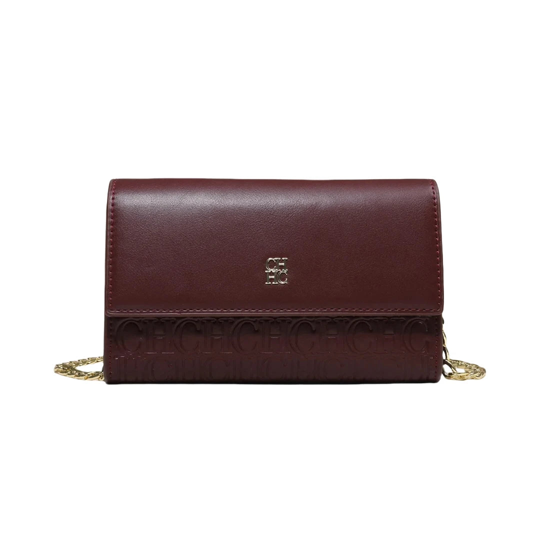 Paris-Inspired Crossbody – Bold Design, Soft Luxury