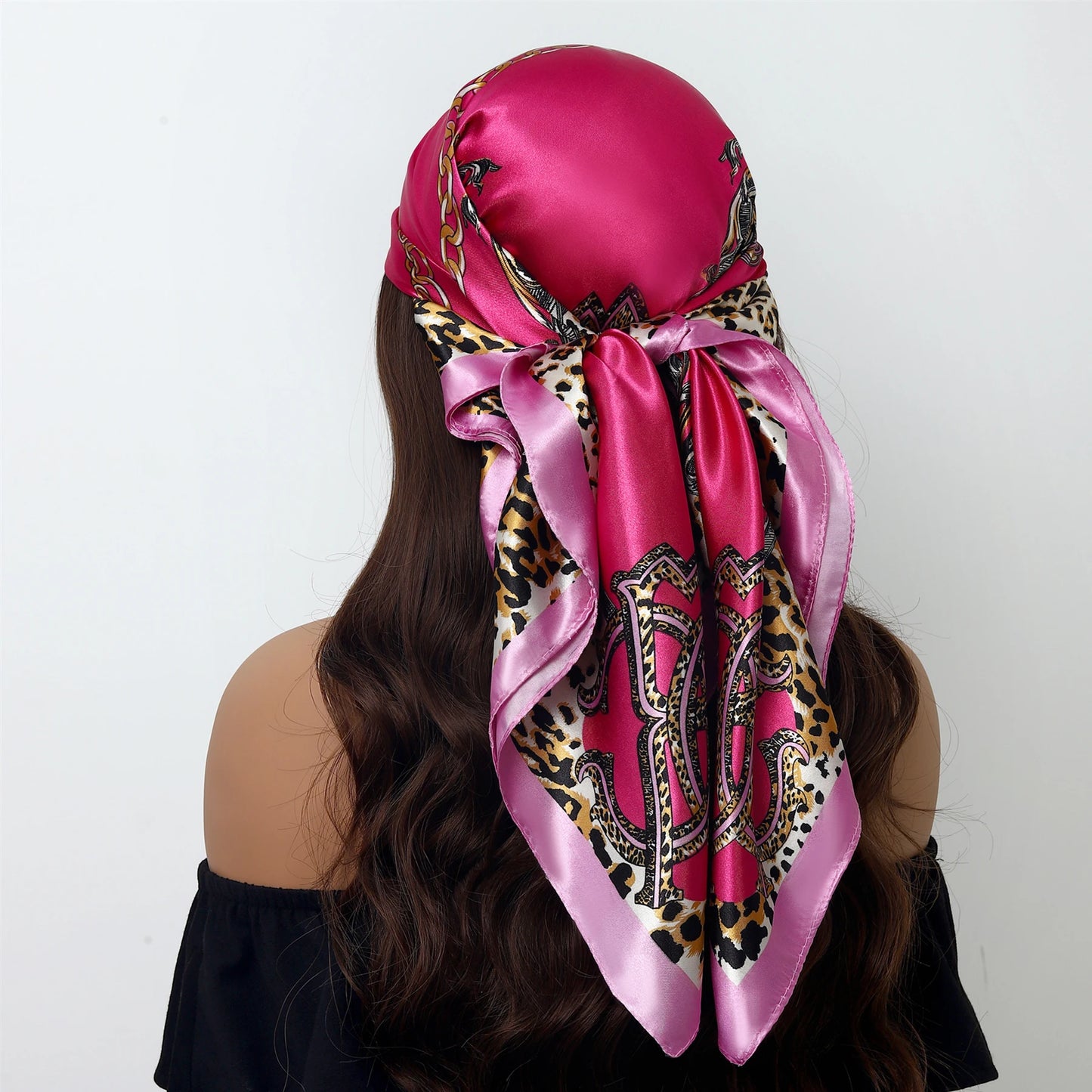 Luxury Brand Silk Scarf – Fashion Satin Foulard Shawl with Leopard Print, 90x90cm Square – Versatile Headscarf, Bandana and Pareo for Women