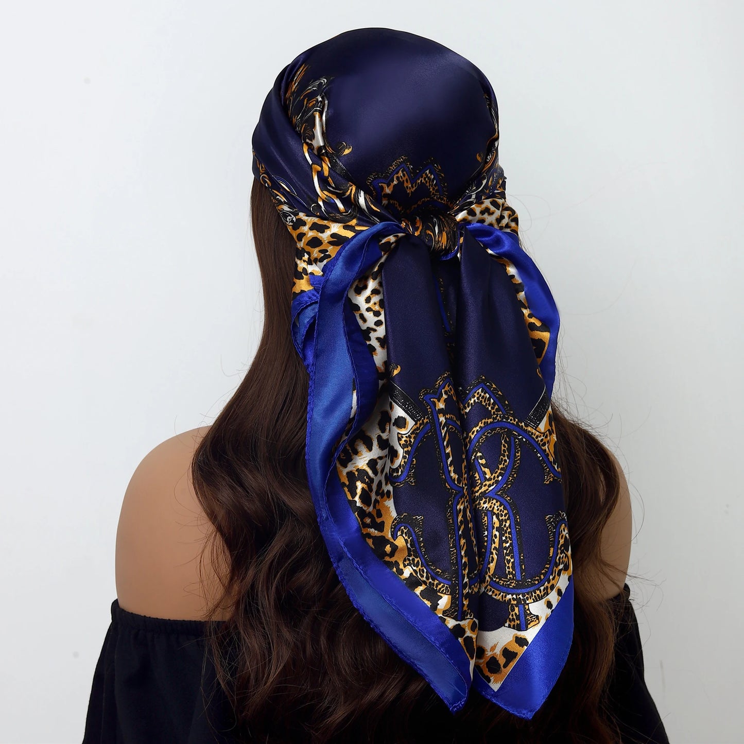 Luxury Brand Silk Scarf – Fashion Satin Foulard Shawl with Leopard Print, 90x90cm Square – Versatile Headscarf, Bandana and Pareo for Women