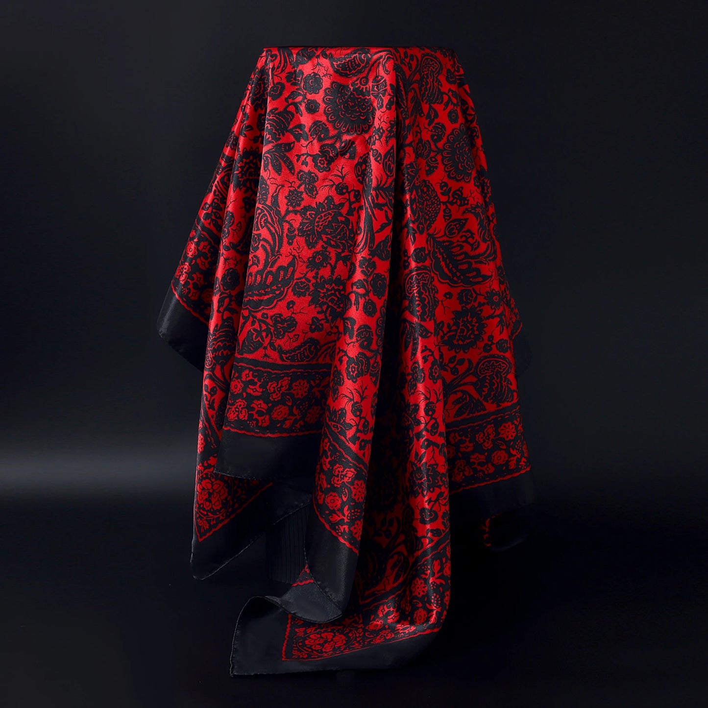 Luxury Brand Silk Scarf – Fashion Satin Foulard Shawl with Leopard Print, 90x90cm Square – Versatile Headscarf, Bandana and Pareo for Women