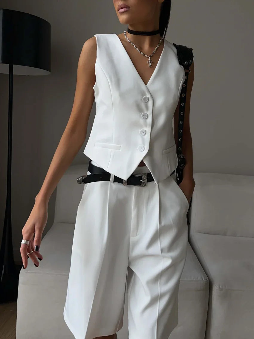 Bronladies Summer Women’s Chic Vest and Shorts Suit – Stylish Two-Piece Office Outfit for Ladies