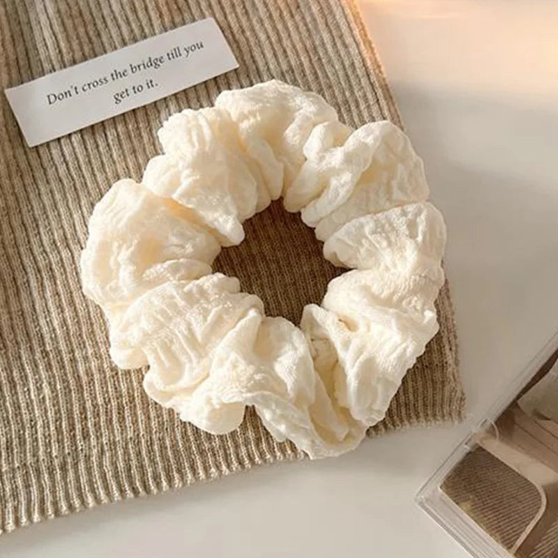 Soft Solid Color Hair Scrunchie for Women – Gentle, No-Damage Elastic Hair Tie for Messy Buns & Ponytails – Stylish & Comfortable