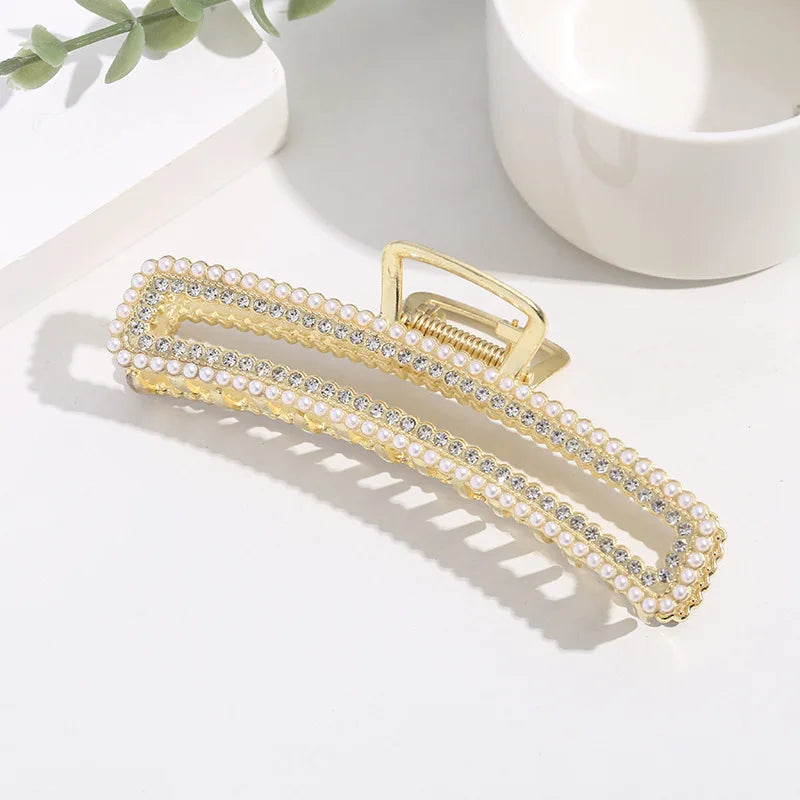 Luxury Pearl & Diamond Metal Hair Claw – Non-Slip Large Clip for Women | Elegant Shark Design | Premium Hair Accessory